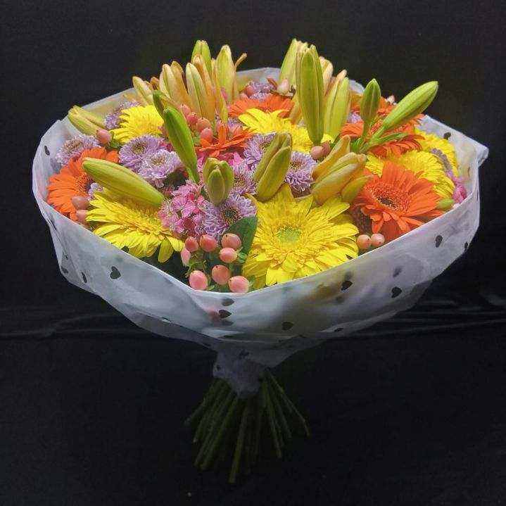 Table arrangement