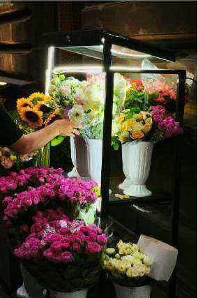 Retreat venue coastal florals